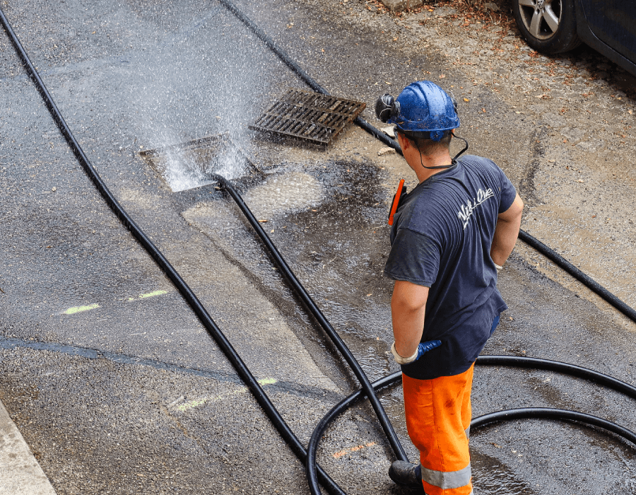 service-plomberie-dc-tec-depannage-debouchage-haute-pression